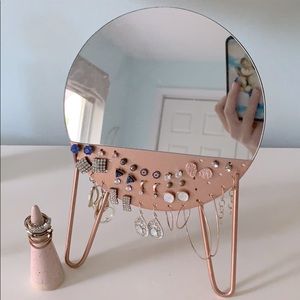 assorted earrings! 🤍